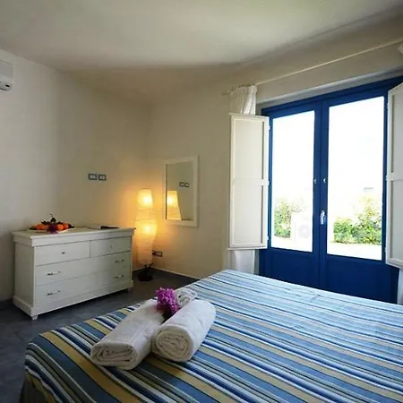 Hotel Borgo Rio Favara 4*